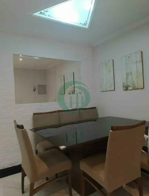 Foto 2 de Apartamento com 2 quartos à venda, 49m2 em Vila Luzita,  - SP