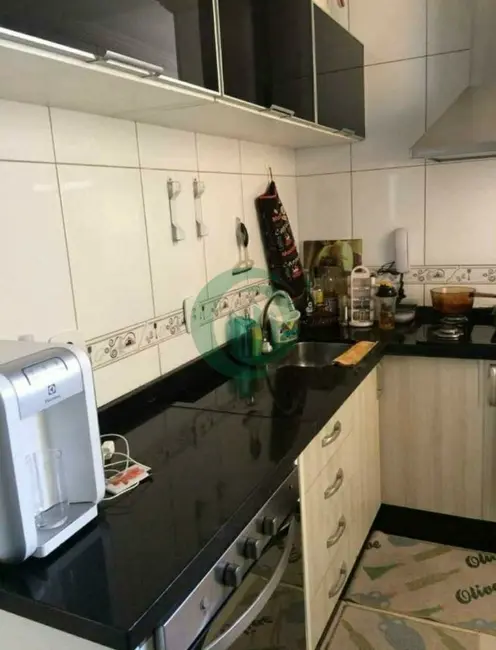 Foto 3 de Apartamento com 2 quartos à venda, 49m2 em Vila Luzita,  - SP