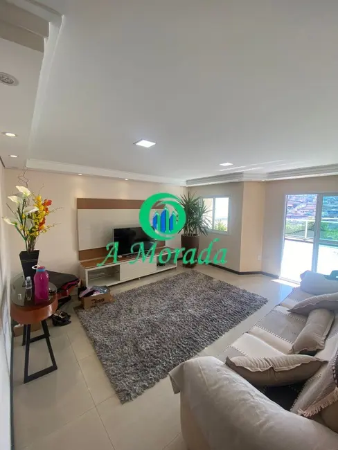 Foto 2 de Casa de Condomínio com 3 quartos à venda, 300m2 em Parque São Vicente, Maua - SP