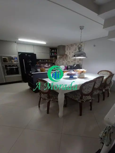 Foto 3 de Casa com 2 quartos à venda, 83m2 em Vila Helena, Santo Andre - SP