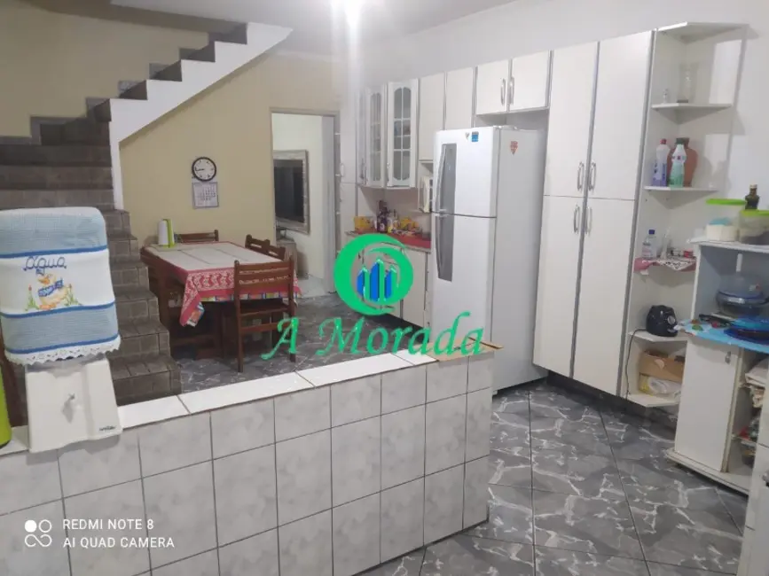Casa com 2 quartos à venda, 212m2 em Jardim Las Vegas, Santo Andre - SP - imagem 3 Foto 3 de Casa com 2 quartos à venda, 212m2 em Jardim Las Vegas, Santo Andre - SP