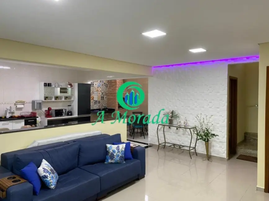 Foto 1 de Casa com 3 quartos à venda, 182m2 em Vila Pires, Santo Andre - SP