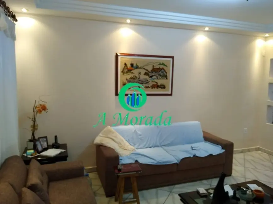 Casa com 3 quartos à venda, 181m2 em Jardim Las Vegas, Santo Andre - SP - imagem 3 Foto 3 de Casa com 3 quartos à venda, 181m2 em Jardim Las Vegas, Santo Andre - SP