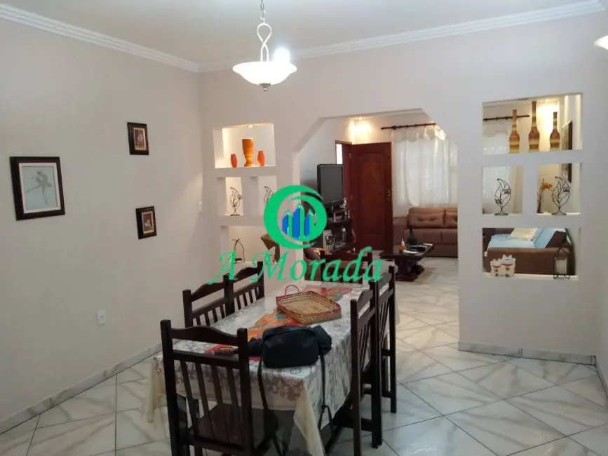 Casa com 3 quartos à venda, 181m2 em Jardim Las Vegas, Santo Andre - SP - imagem 4 Foto 4 de Casa com 3 quartos à venda, 181m2 em Jardim Las Vegas, Santo Andre - SP