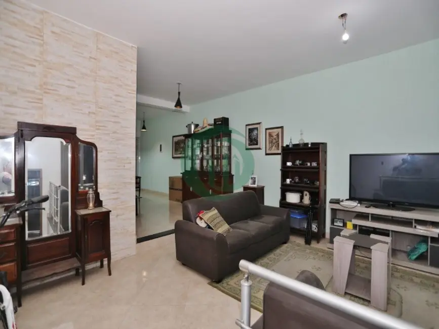 Casa com 2 quartos à venda, 210m2 em Vila Humaitá, Santo Andre - SP - imagem 3 Foto 3 de Casa com 2 quartos à venda, 210m2 em Vila Humaitá, Santo Andre - SP