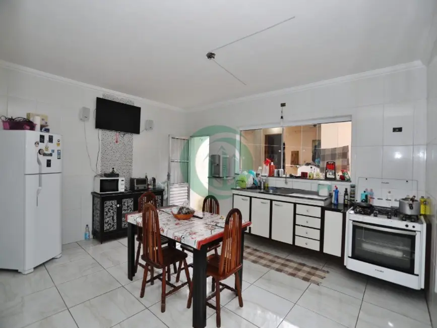 Casa com 2 quartos à venda, 210m2 em Vila Humaitá, Santo Andre - SP - imagem 6 Foto 6 de Casa com 2 quartos à venda, 210m2 em Vila Humaitá, Santo Andre - SP