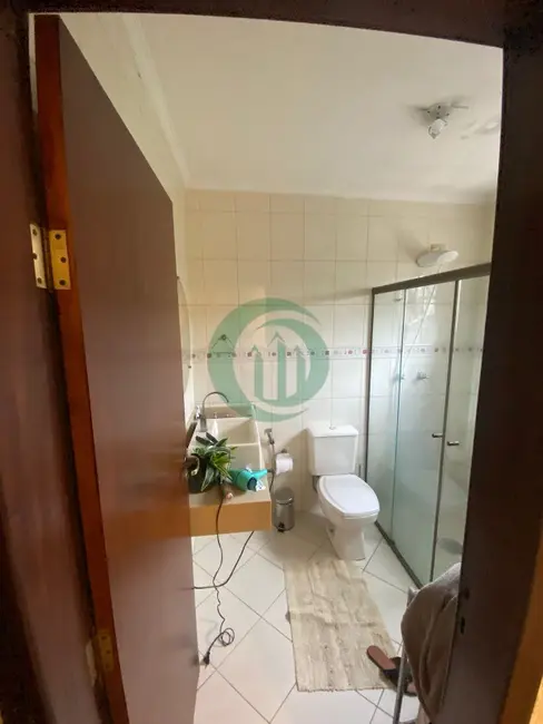 Foto 7 de Casa com 2 quartos à venda, 175m2 em Vila Helena, Santo Andre - SP
