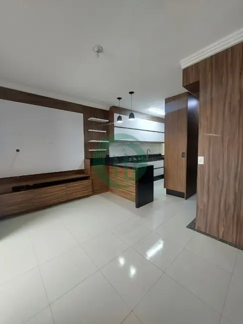 Foto 1 de Casa com 2 quartos à venda e para alugar, 115m2 em Vila Humaitá, Santo Andre - SP