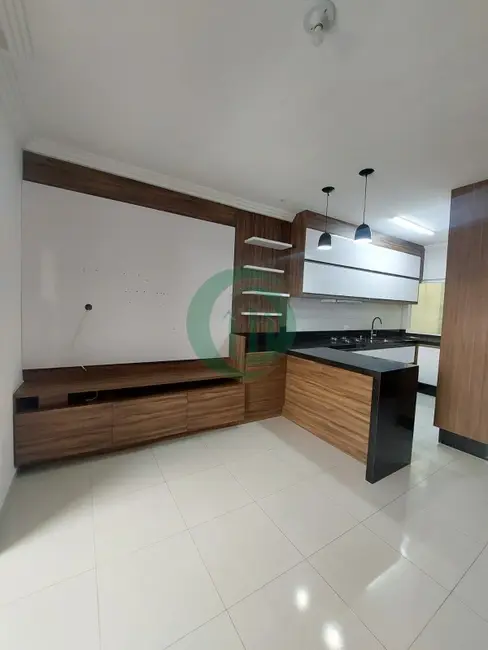 Foto 3 de Casa com 2 quartos à venda e para alugar, 115m2 em Vila Humaitá, Santo Andre - SP