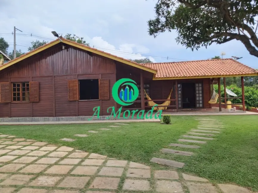 Foto 2 de Chácara com 4 quartos à venda, 500m2 em Piracaia - SP