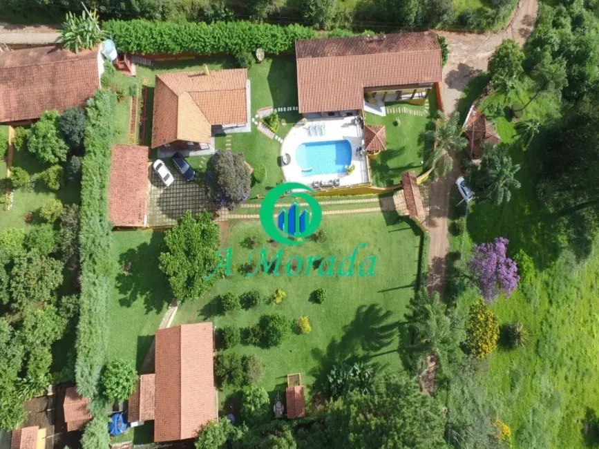 Chácara com 4 quartos à venda, 500m2 em Piracaia - SP - imagem 3 Foto 3 de Chácara com 4 quartos à venda, 500m2 em Piracaia - SP