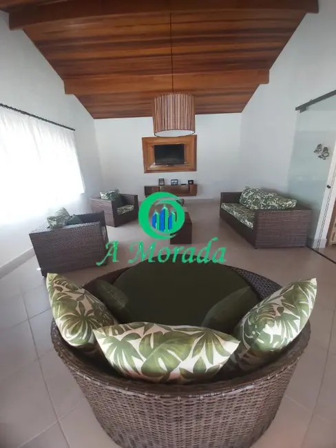 Chácara com 4 quartos à venda, 500m2 em Piracaia - SP - imagem 4 Foto 4 de Chácara com 4 quartos à venda, 500m2 em Piracaia - SP