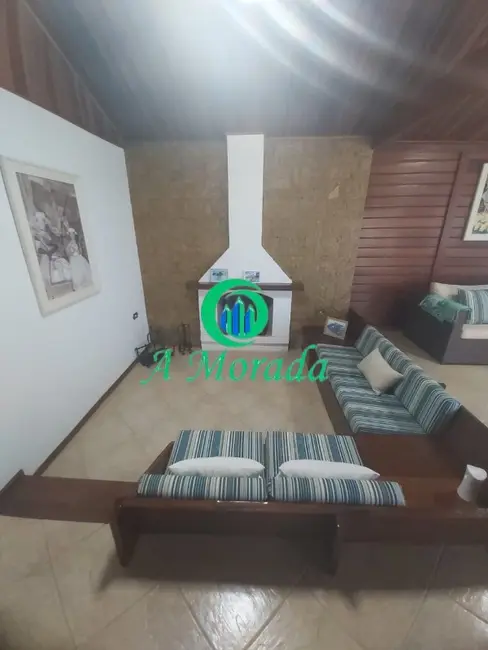 Chácara com 4 quartos à venda, 500m2 em Piracaia - SP - imagem 6 Foto 6 de Chácara com 4 quartos à venda, 500m2 em Piracaia - SP