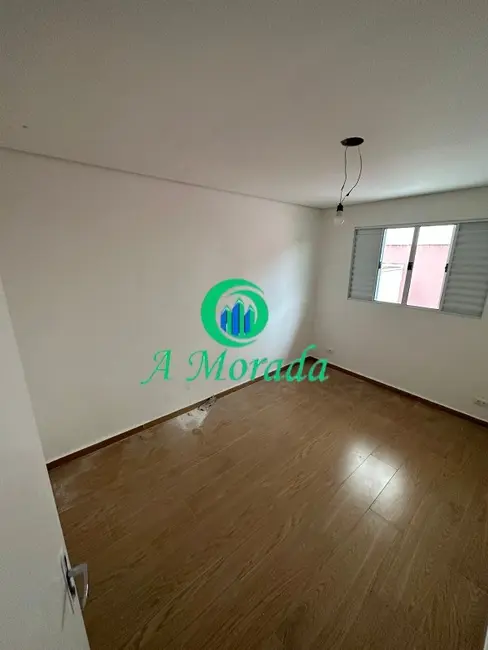 Casa de Condomínio com 4 quartos à venda, 150m2 em Parque São Vicente, Maua - SP - imagem 5 Foto 5 de Casa de Condomínio com 4 quartos à venda, 150m2 em Parque São Vicente, Maua - SP