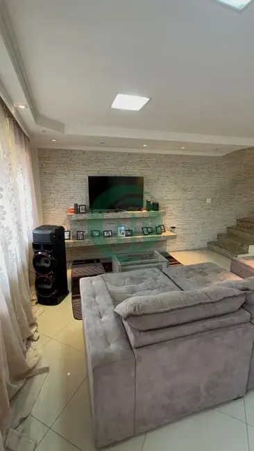 Foto 2 de Casa com 3 quartos à venda, 266m2 em Vila Guaraciaba, Santo Andre - SP