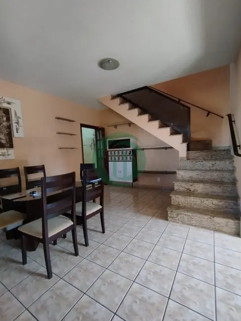 Foto 2 de Casa com 3 quartos à venda e para alugar, 212m2 em Vila Tibiriçá, Santo Andre - SP