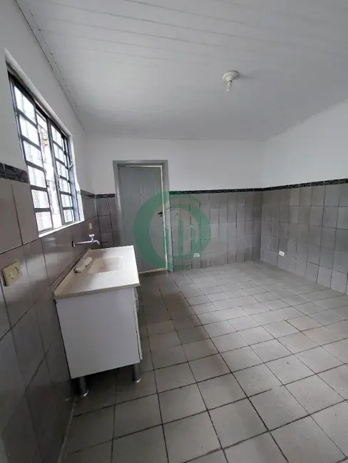 Foto 4 de Casa com 1 quarto para alugar, 35m2 em Vila Pires, Santo Andre - SP