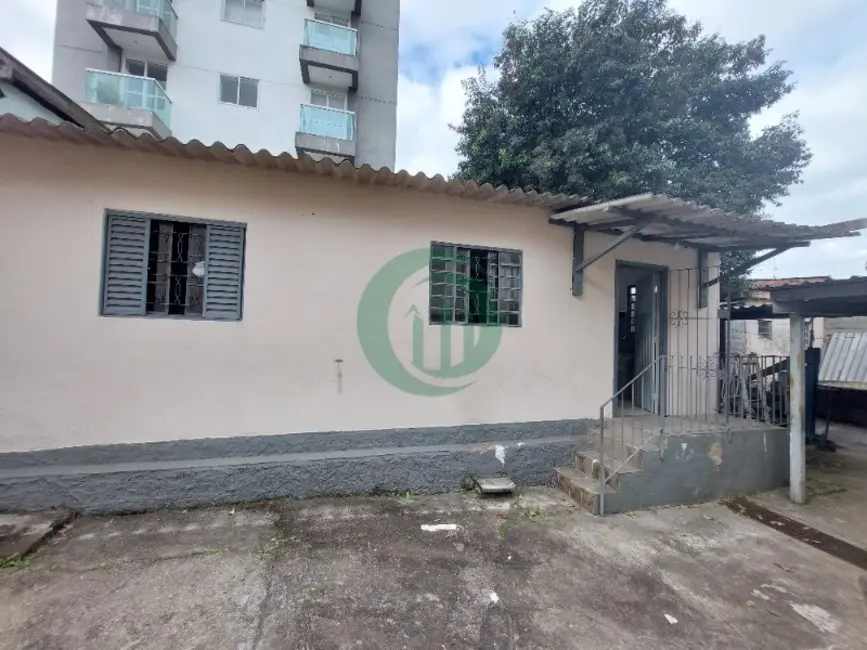 Foto 1 de Casa com 1 quarto para alugar, 35m2 em Vila Pires, Santo Andre - SP