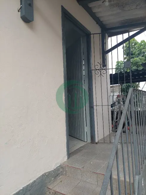 Foto 2 de Casa com 1 quarto para alugar, 35m2 em Vila Pires, Santo Andre - SP