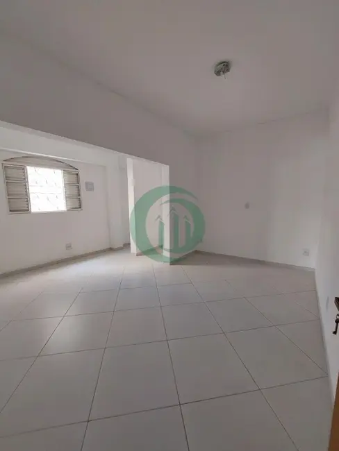 Casa com 1 quarto para alugar, 50m2 em Vila Luzita, Santo Andre - SP - imagem 4 Foto 4 de Casa com 1 quarto para alugar, 50m2 em Vila Luzita, Santo Andre - SP