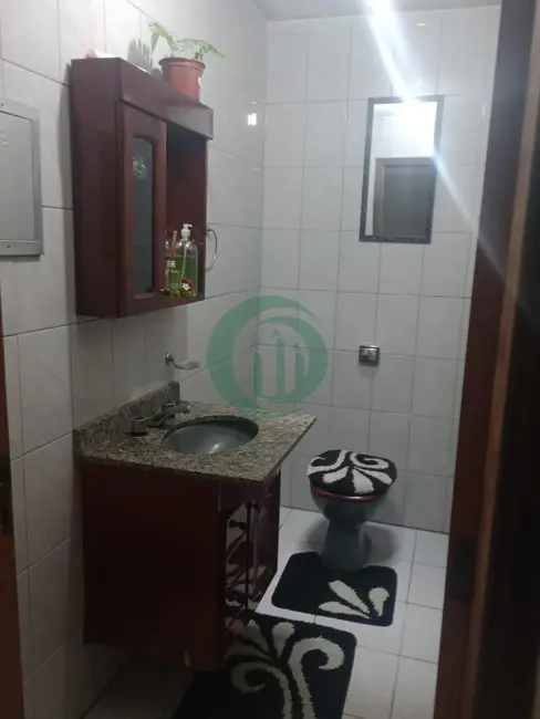 Foto 7 de Casa com 5 quartos à venda e para alugar, 263m2 em Vila Pires, Santo Andre - SP