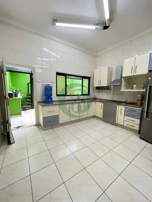 Casa com 4 quartos à venda, 530m2 em Vila Pires, Santo Andre - SP - imagem 9 Foto 9 de Casa com 4 quartos à venda, 530m2 em Vila Pires, Santo Andre - SP