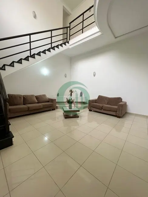 Casa com 4 quartos à venda, 530m2 em Vila Pires, Santo Andre - SP - imagem 3 Foto 3 de Casa com 4 quartos à venda, 530m2 em Vila Pires, Santo Andre - SP