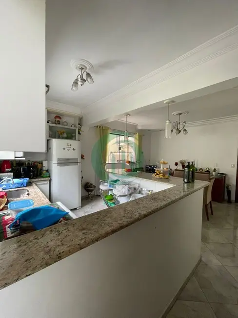 Foto 2 de Casa com 4 quartos à venda e para alugar, 307m2 em Vila Homero Thon, Santo Andre - SP