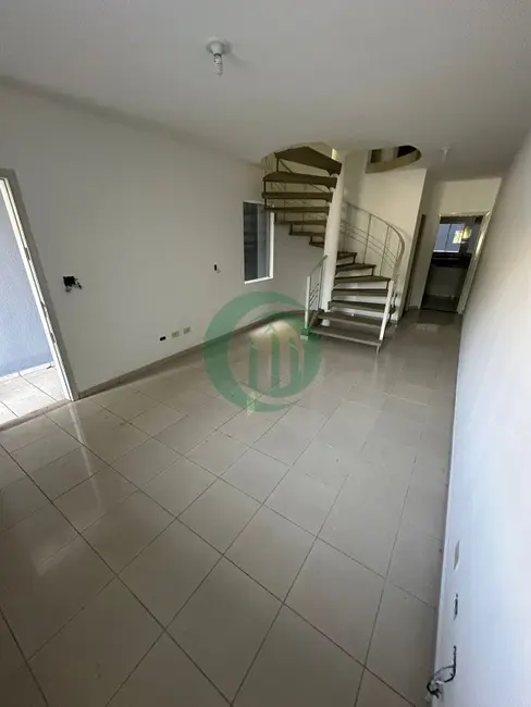 Casa com 3 quartos à venda, 107m2 em Jardim Las Vegas, Santo Andre - SP - imagem 3 Foto 3 de Casa com 3 quartos à venda, 107m2 em Jardim Las Vegas, Santo Andre - SP