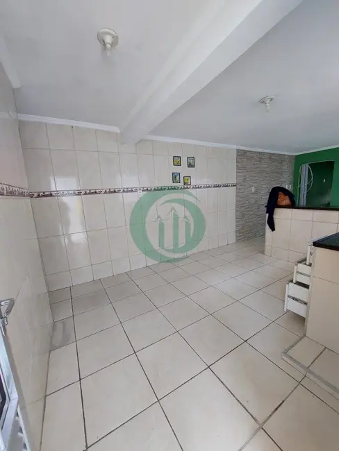 Foto 3 de Casa com 2 quartos para alugar, 80m2 em Vila Pires, Santo Andre - SP