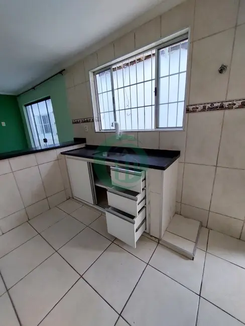 Foto 2 de Casa com 2 quartos para alugar, 80m2 em Vila Pires, Santo Andre - SP