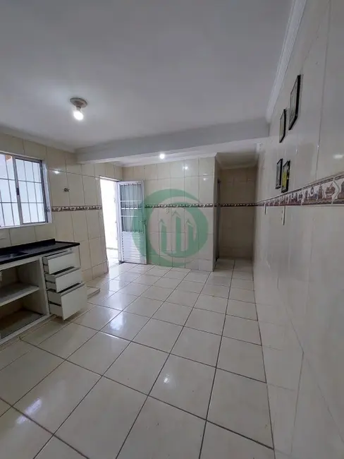 Foto 1 de Casa com 2 quartos para alugar, 80m2 em Vila Pires, Santo Andre - SP