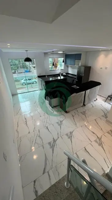 Foto 1 de Casa com 2 quartos à venda, 105m2 em Utinga, Santo Andre - SP