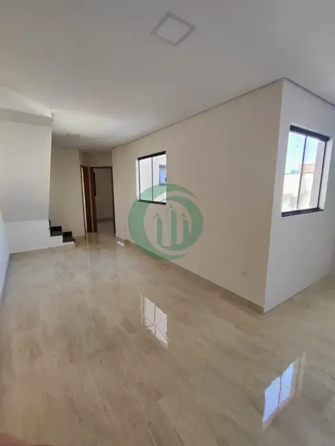 Foto 2 de Apartamento com 2 quartos à venda, 48m2 em Vila Humaitá, Santo Andre - SP