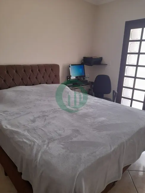 Casa com 3 quartos à venda, 156m2 em Jardim Rina, Santo Andre - SP - imagem 9 Foto 9 de Casa com 3 quartos à venda, 156m2 em Jardim Rina, Santo Andre - SP