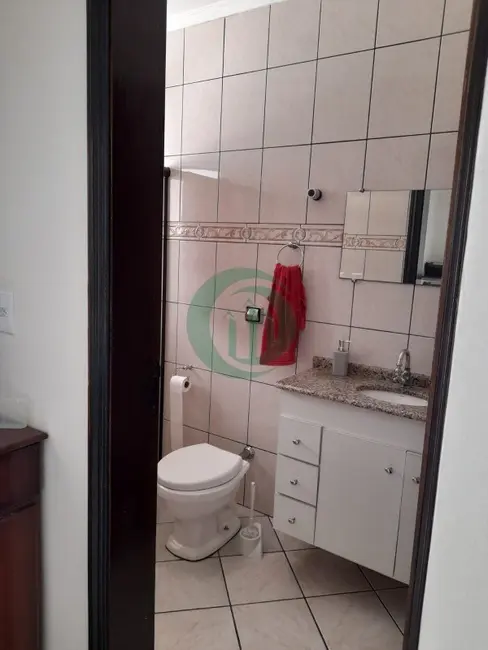 Casa com 3 quartos à venda, 156m2 em Jardim Rina, Santo Andre - SP - imagem 8 Foto 8 de Casa com 3 quartos à venda, 156m2 em Jardim Rina, Santo Andre - SP