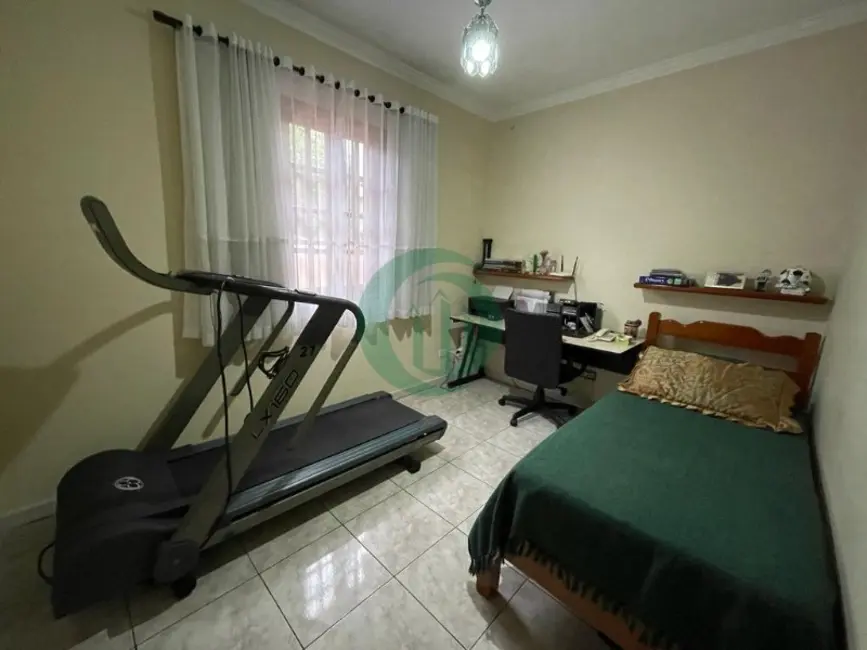 Casa com 3 quartos à venda, 244m2 em Jardim do Estádio, Santo Andre - SP - imagem 8 Foto 8 de Casa com 3 quartos à venda, 244m2 em Jardim do Estádio, Santo Andre - SP