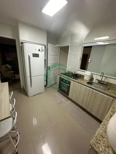 Foto 3 de Casa com 2 quartos à venda, 114m2 em Vila Luzita, Santo Andre - SP