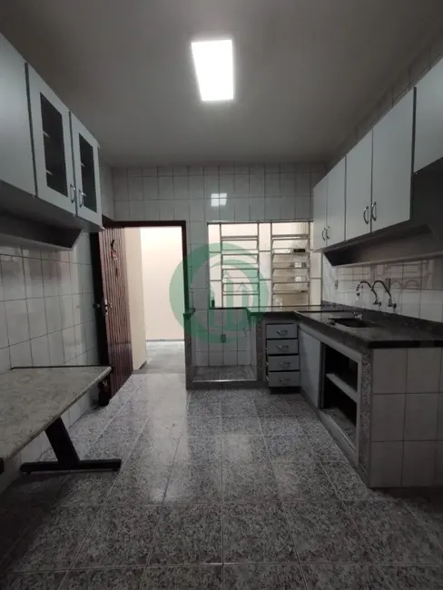 Foto 1 de Casa com 1 quarto à venda, 90m2 em Vila Pires, Santo Andre - SP