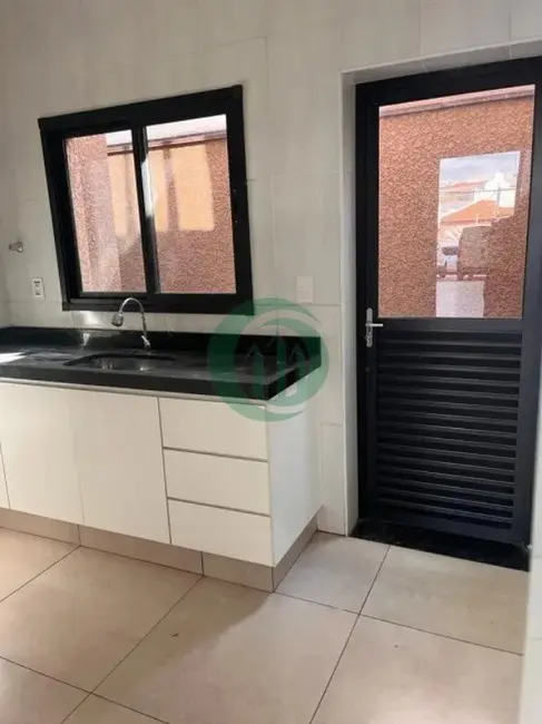 Sala Comercial para alugar, 200m2 em Jardim do Estádio, Santo Andre - SP - imagem 7 Foto 7 de Sala Comercial para alugar, 200m2 em Jardim do Estádio, Santo Andre - SP