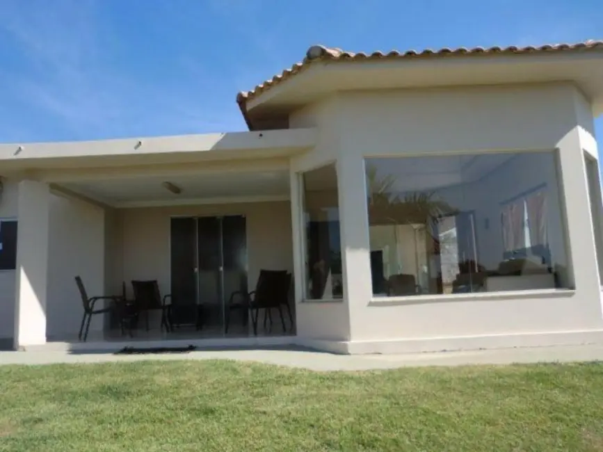 Casa com 2 quartos à venda, 210m2 em Ilha Solteira - SP - imagem 6 Foto 6 de Casa com 2 quartos à venda, 210m2 em Ilha Solteira - SP