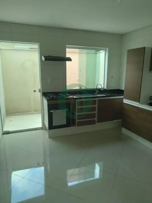 Casa com 2 quartos à venda, 110m2 em Vila Cecília Maria, Santo Andre - SP - imagem 8 Foto 8 de Casa com 2 quartos à venda, 110m2 em Vila Cecília Maria, Santo Andre - SP