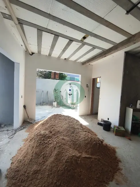 Foto 2 de Casa com 3 quartos à venda, 138m2 em Vila Eldízia, Santo Andre - SP