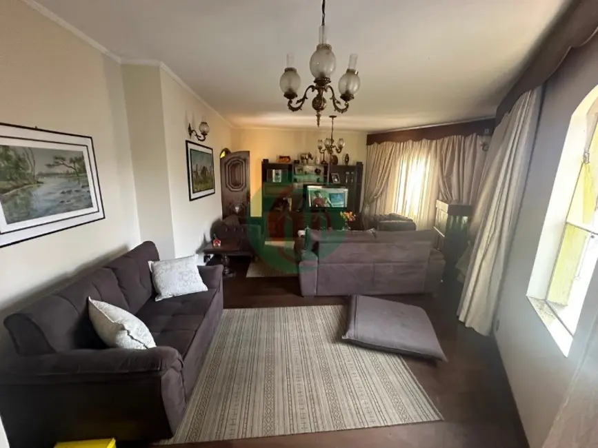 Casa com 3 quartos à venda, 553m2 em Vila Pires, Santo Andre - SP - imagem 4 Foto 4 de Casa com 3 quartos à venda, 553m2 em Vila Pires, Santo Andre - SP