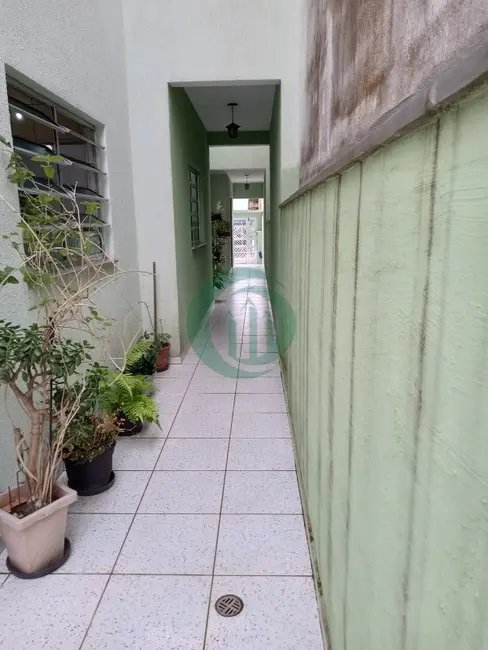 Casa com 3 quartos à venda, 256m2 em Jardim Las Vegas, Santo Andre - SP - imagem 8 Foto 8 de Casa com 3 quartos à venda, 256m2 em Jardim Las Vegas, Santo Andre - SP