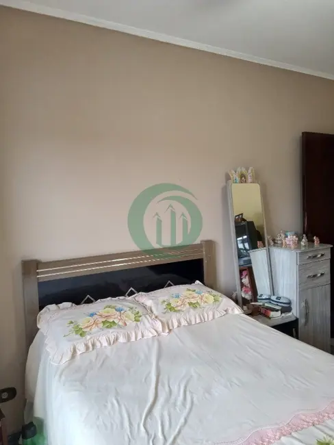 Casa com 3 quartos à venda, 256m2 em Jardim Las Vegas, Santo Andre - SP - imagem 9 Foto 9 de Casa com 3 quartos à venda, 256m2 em Jardim Las Vegas, Santo Andre - SP