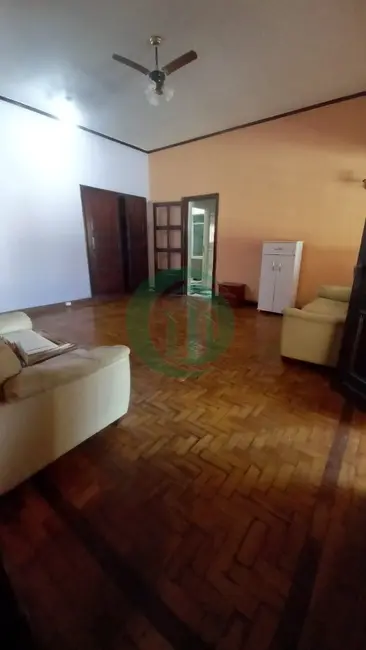 Casa com 3 quartos à venda, 374m2 em Vila Helena, Santo Andre - SP - imagem 3 Foto 3 de Casa com 3 quartos à venda, 374m2 em Vila Helena, Santo Andre - SP