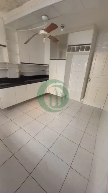 Casa com 3 quartos à venda, 374m2 em Vila Helena, Santo Andre - SP - imagem 5 Foto 5 de Casa com 3 quartos à venda, 374m2 em Vila Helena, Santo Andre - SP