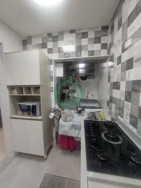 Foto 4 de Apartamento com 2 quartos para alugar, 48m2 em Parque Gerassi, Santo Andre - SP