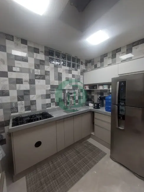 Foto 1 de Apartamento com 2 quartos para alugar, 48m2 em Parque Gerassi, Santo Andre - SP